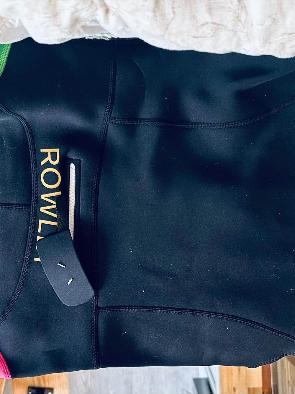 BRAND NEW NWT Cynthia Rowley Byron Sleeveless 2mm Wetsuit Black Multi XL - Picture 2 of 7